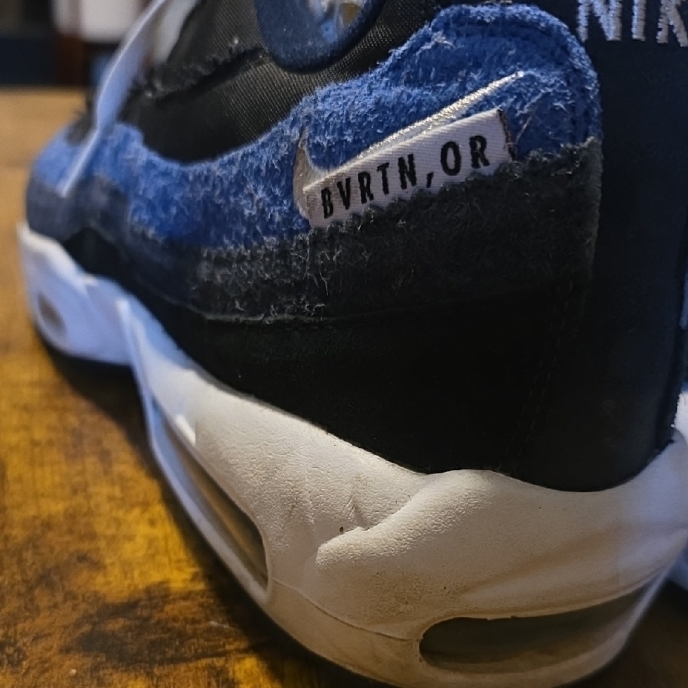 Nike Men's Black and Blue Lace-Up Sneakers - Picture 8 of 14